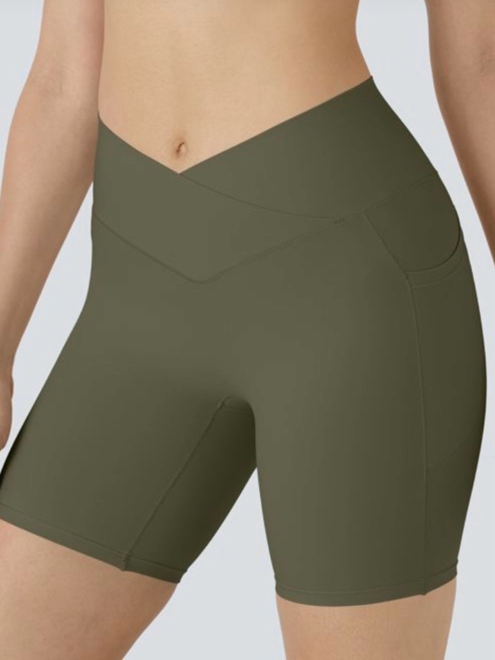 HALARA V-Cut High-Waist Bike Shorts - Olive Green
